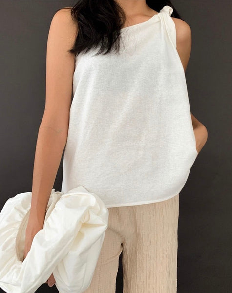 Apro Tank White